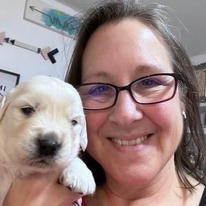 Meet your Posher, Jenn